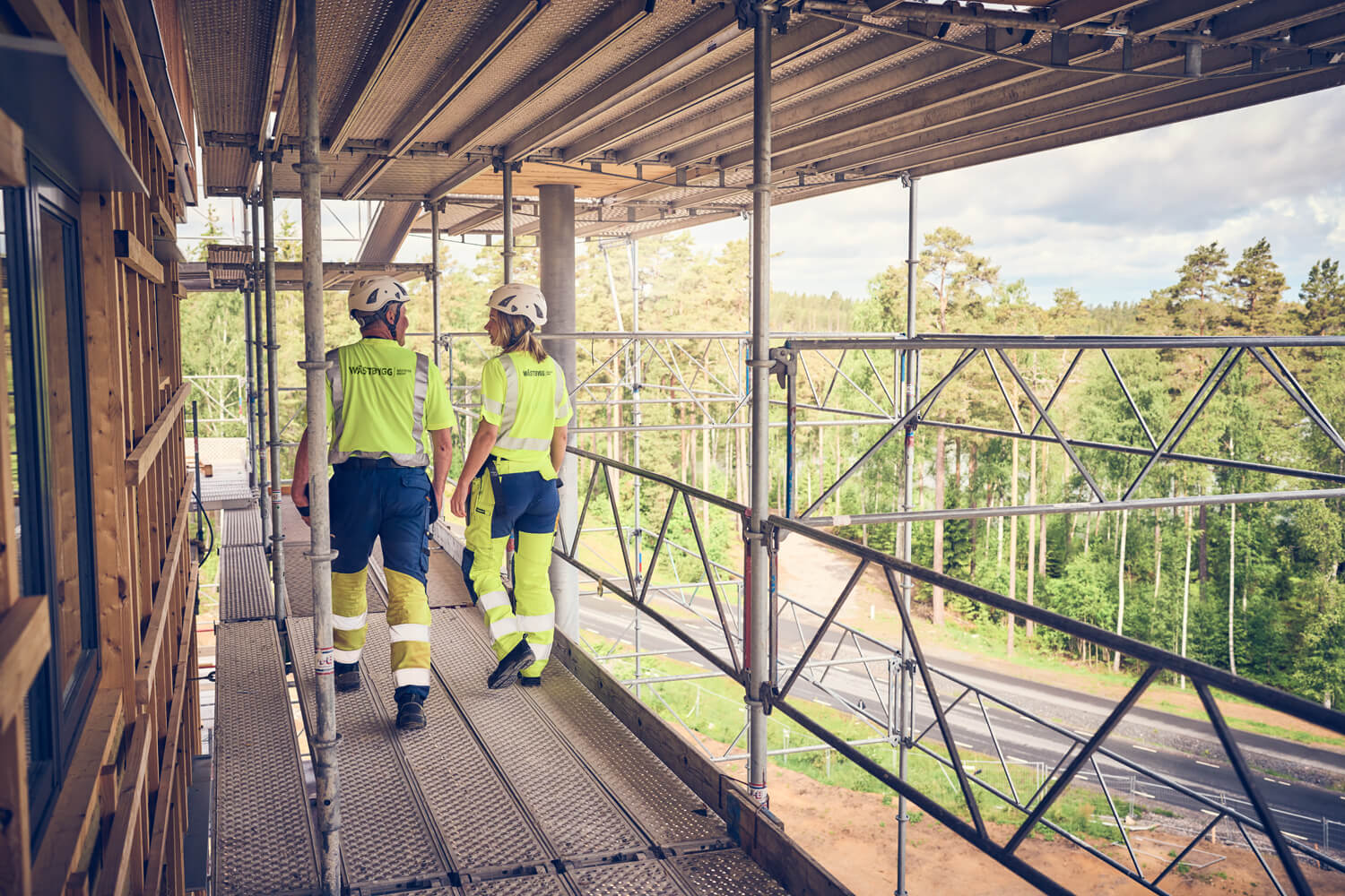 construction-workers-at-work
